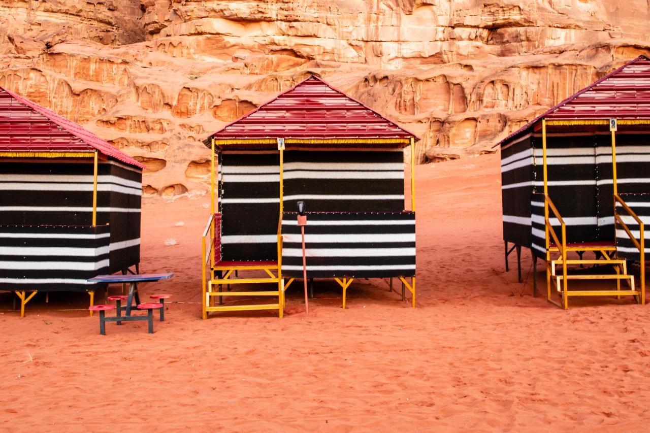 Rainbow Camp Hotel วาดิรัม ภายนอก รูปภาพ